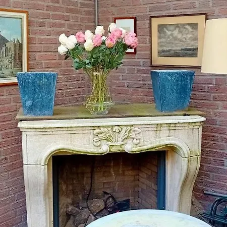 Apartment Number 8 Leiden