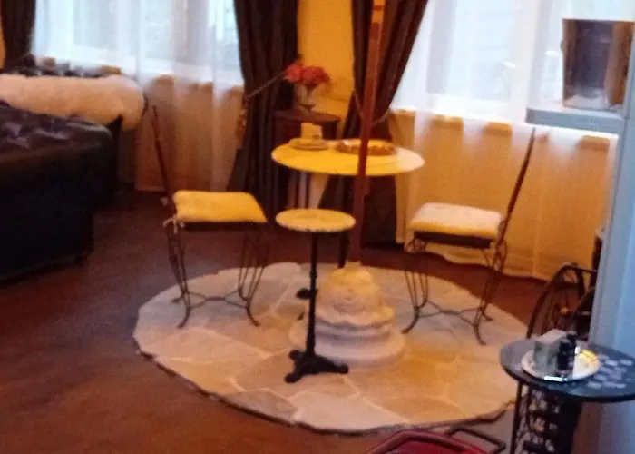 Number 8 Appartement *