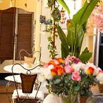 Number 8 Apartman *